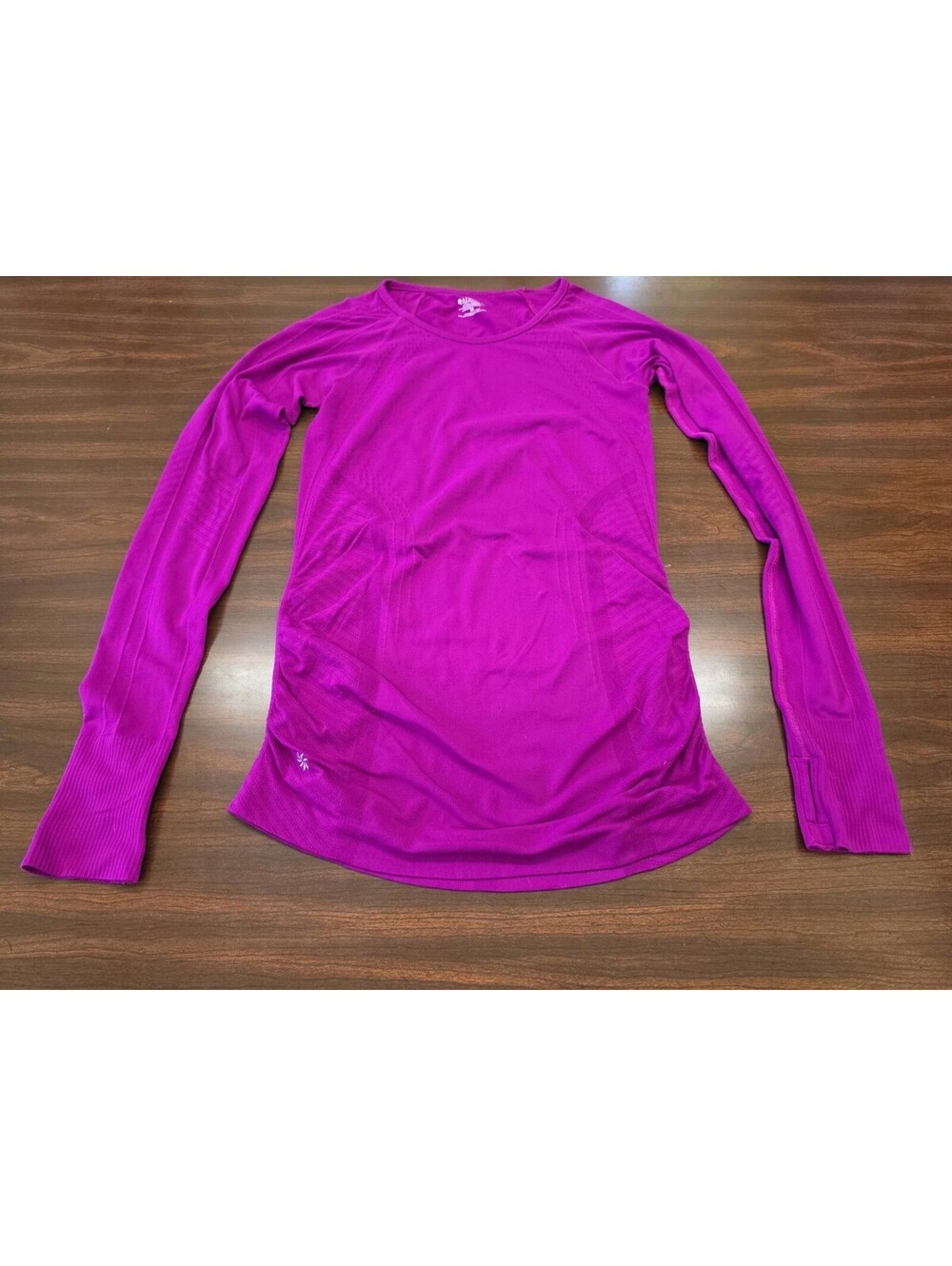 Athleta XS Magenta Long Sleeve Workout Top Thumbholes Yoga Running Athleisure
